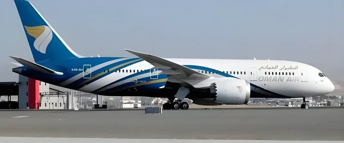 Oman Air Begins Restoring Flights After Gulf Disruptions