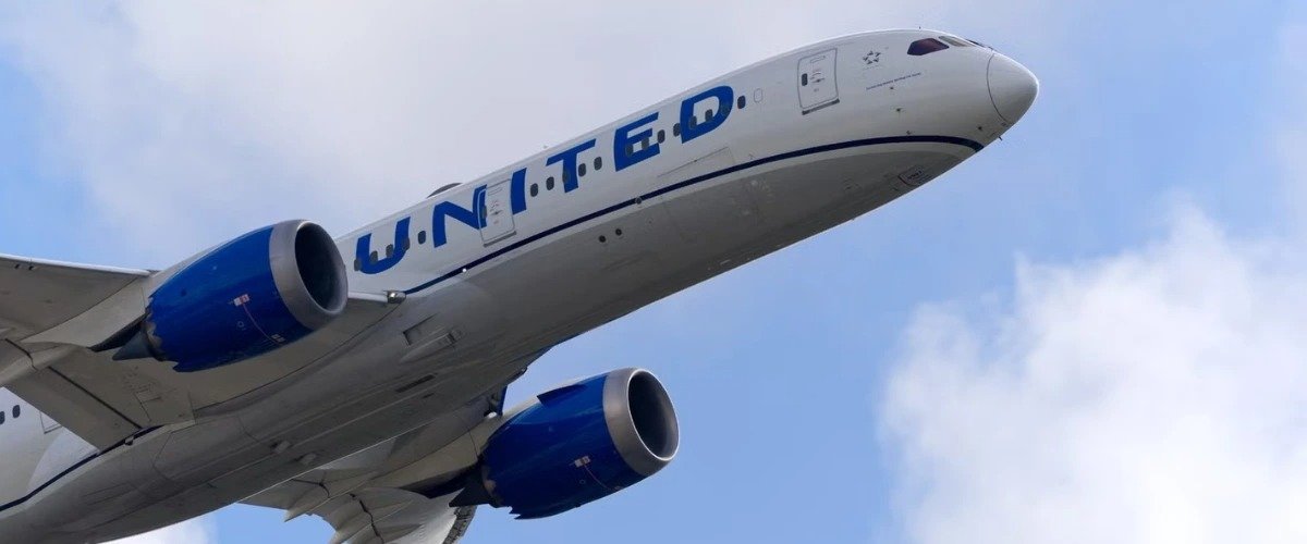 United Airlines Debuts First Premium-Heavy 787-9 from San Francisco