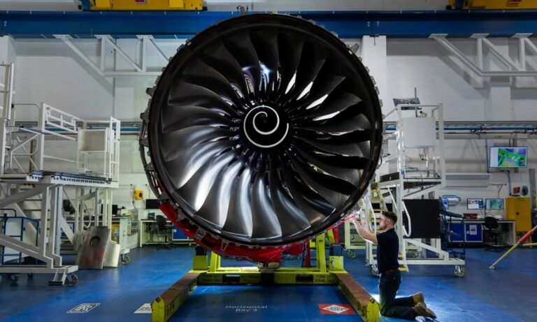 Rolls-Royce Makes Final Bid for AMCA Engine with 120kN Power & Full Technology Transfer