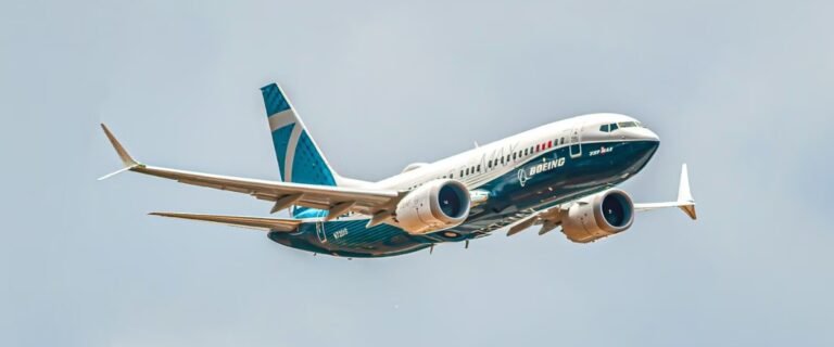 Boeing’s Largest 737 MAX Nears FAA Approval After Final Test Flight