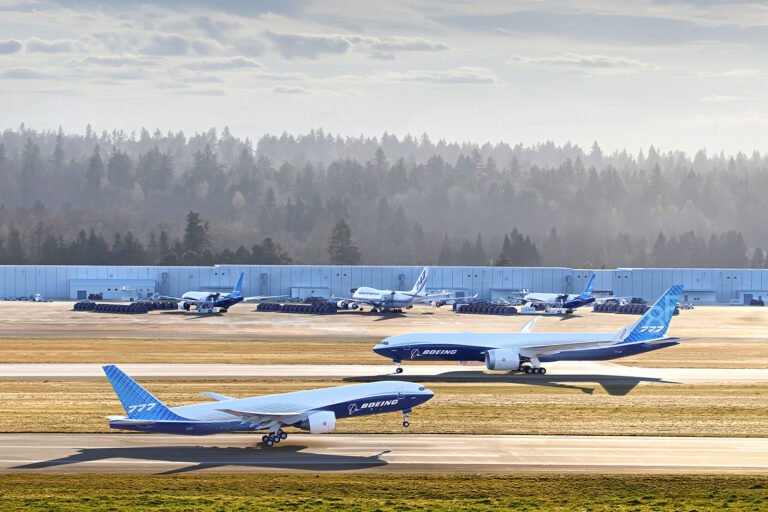 Twin engine transition: 777 Freighter fleet overtakes 747