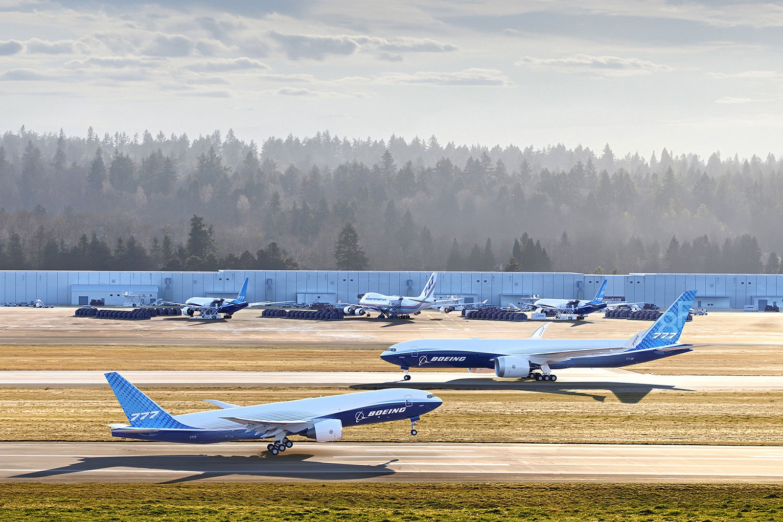 Twin engine transition: 777 Freighter fleet overtakes 747